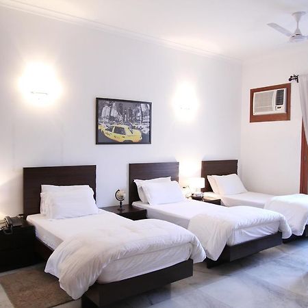 Luxury Suites And Hotels-Parkfront Gurgaon Esterno foto